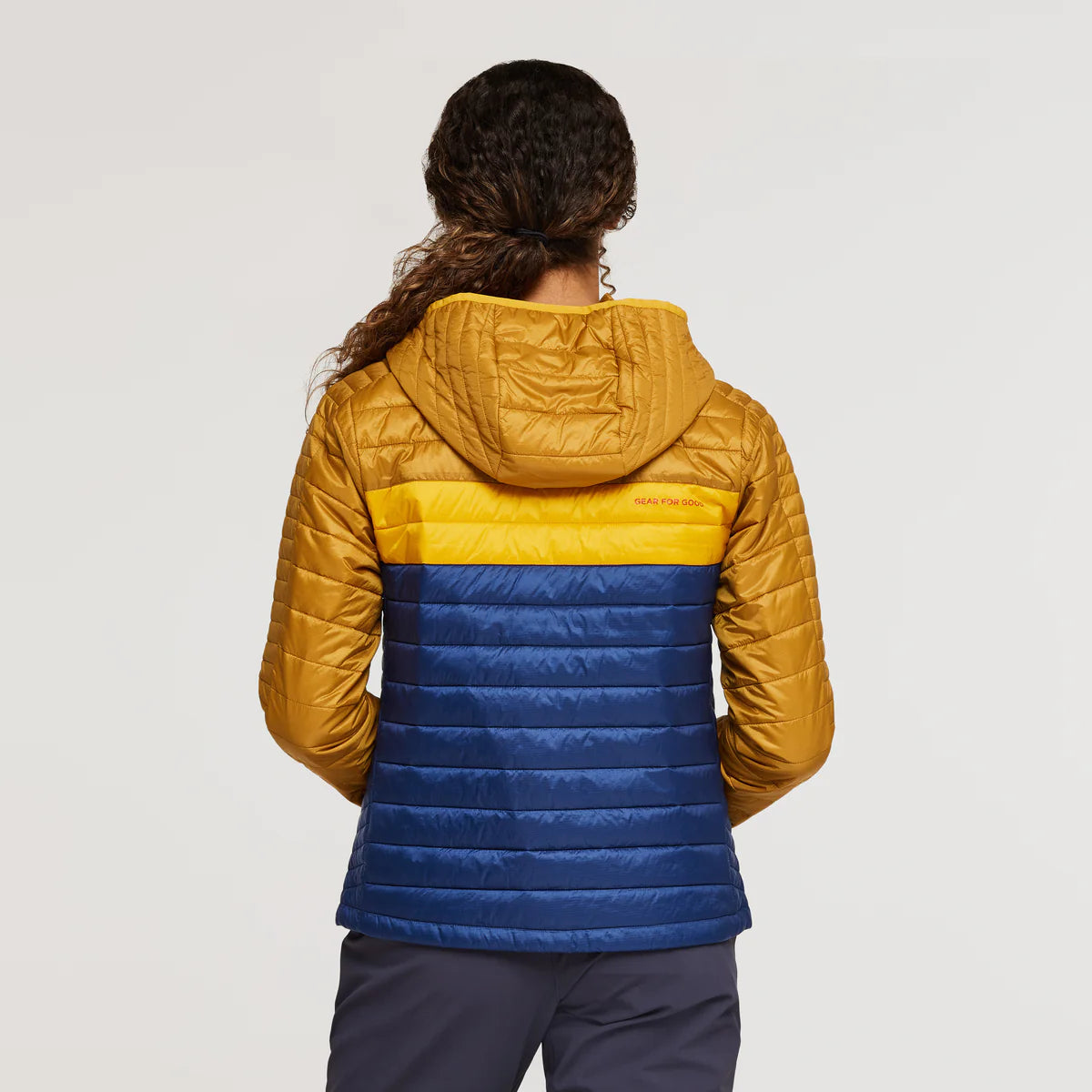 Cotopaxi Capa Insulated Hooded Jacket Femmes - Plein Air Entrepôt
