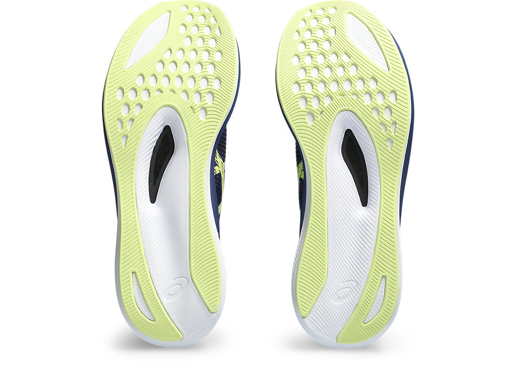 Chaussures de course Asics Magic Speed 3 Femmes - Plein air Entrepôt