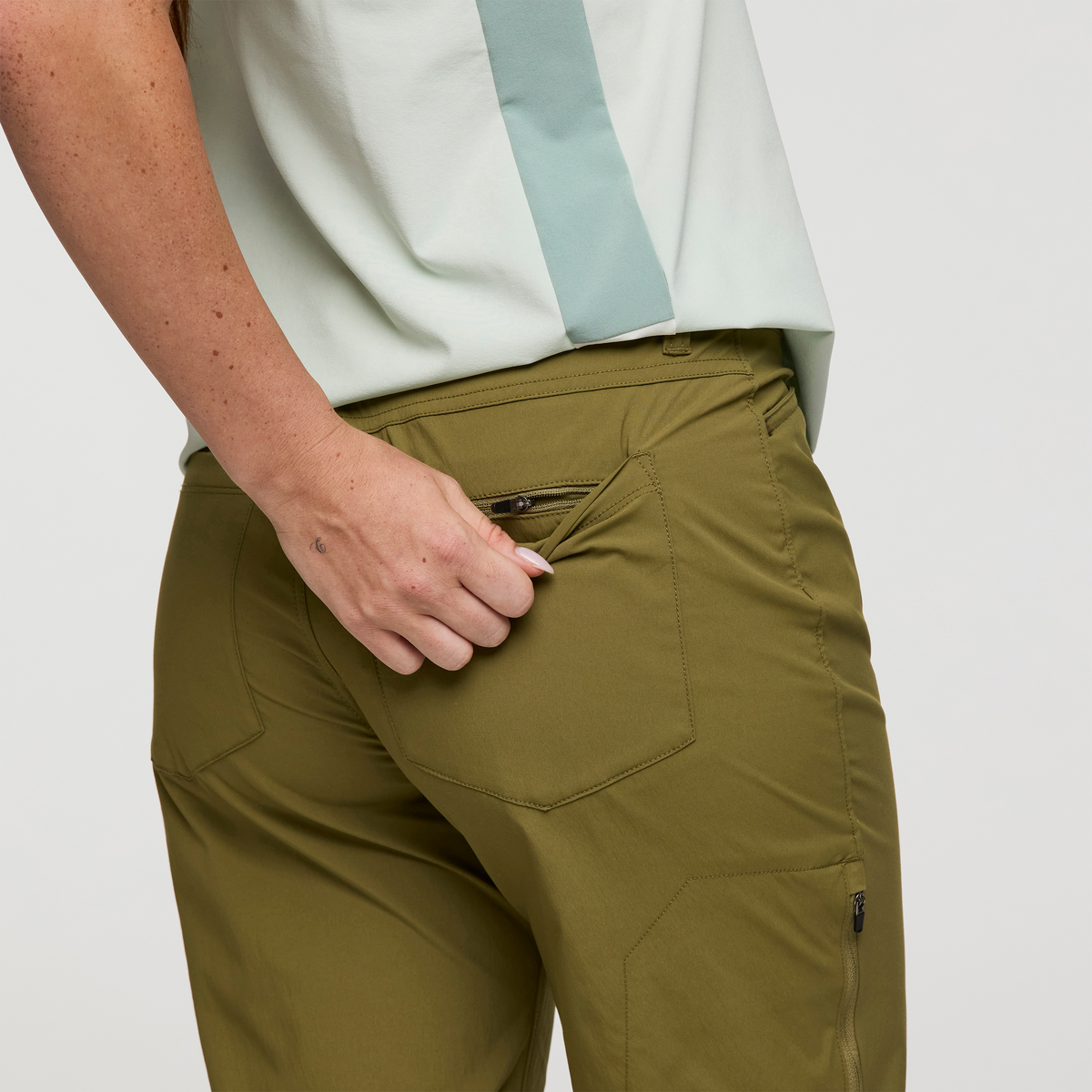 Pantalons Cotopaxi Coraje Tech Femmes - Plein Air Entrepôt